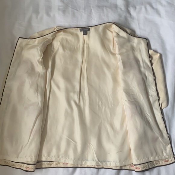 Ann Taylor silk blend embroidered silk lined cream cardigan hook/eye close EUC - Picture 3 of 10